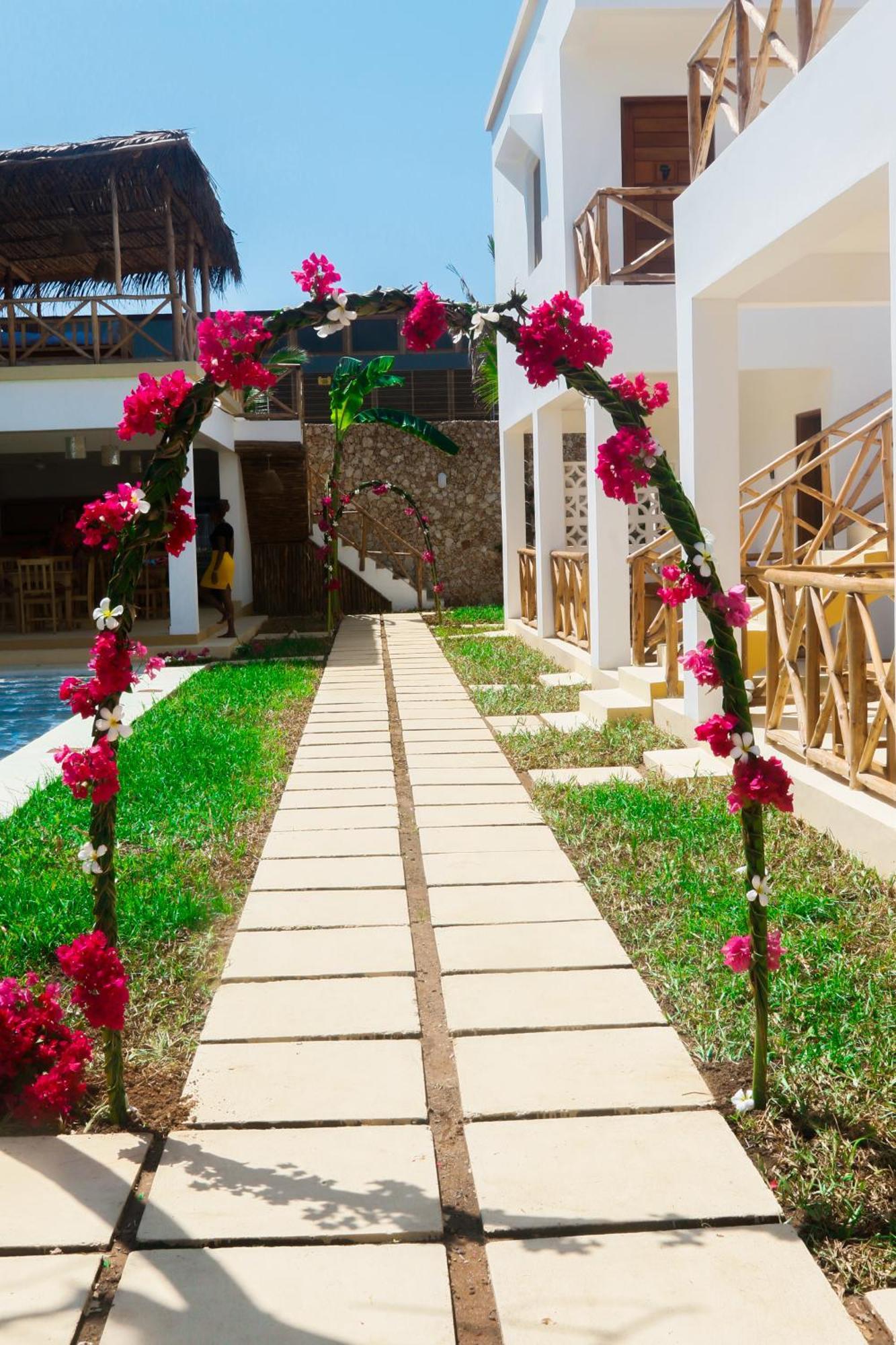Tatu Inn Boutique Hotel Watamu Exterior photo