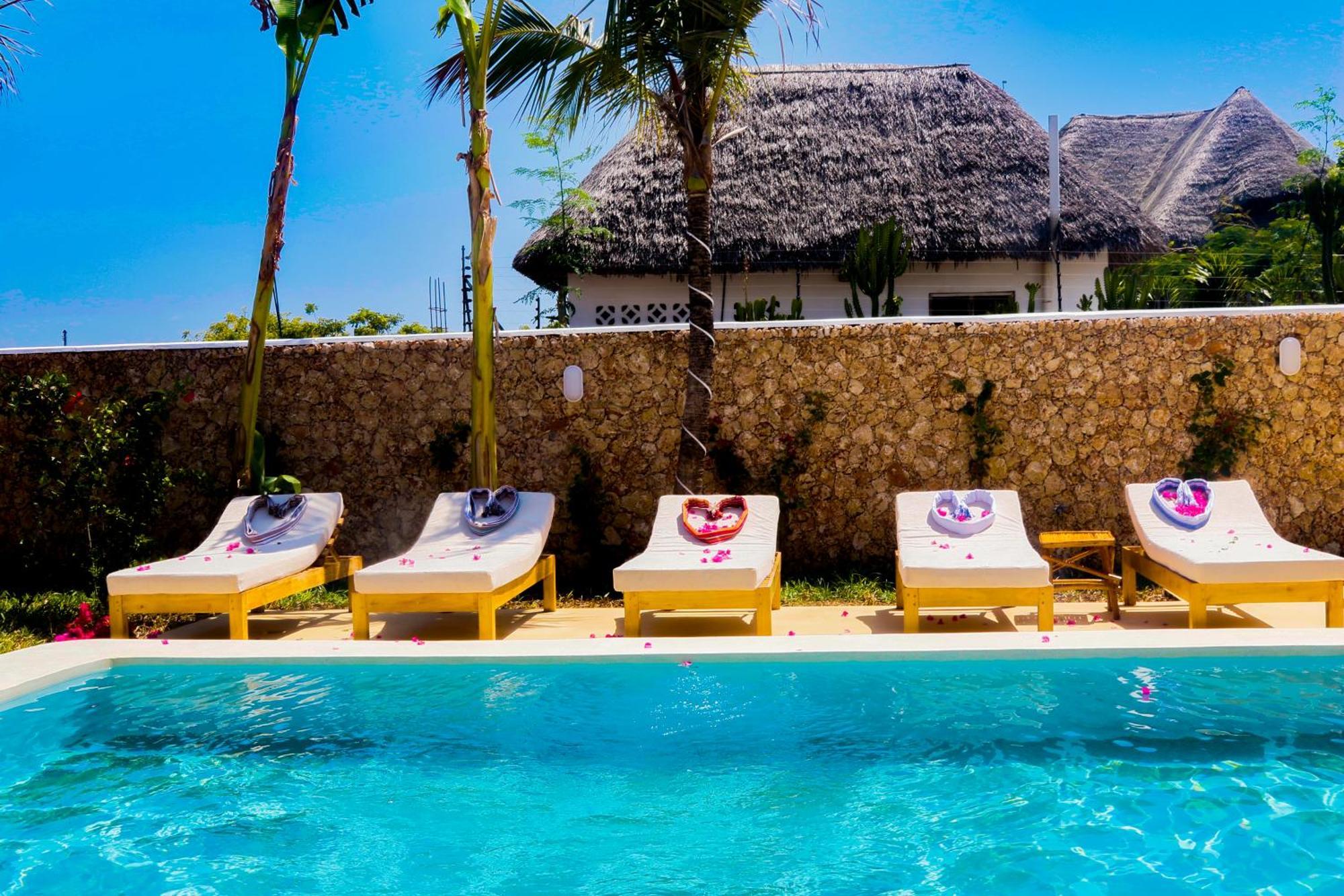 Tatu Inn Boutique Hotel Watamu Exterior photo