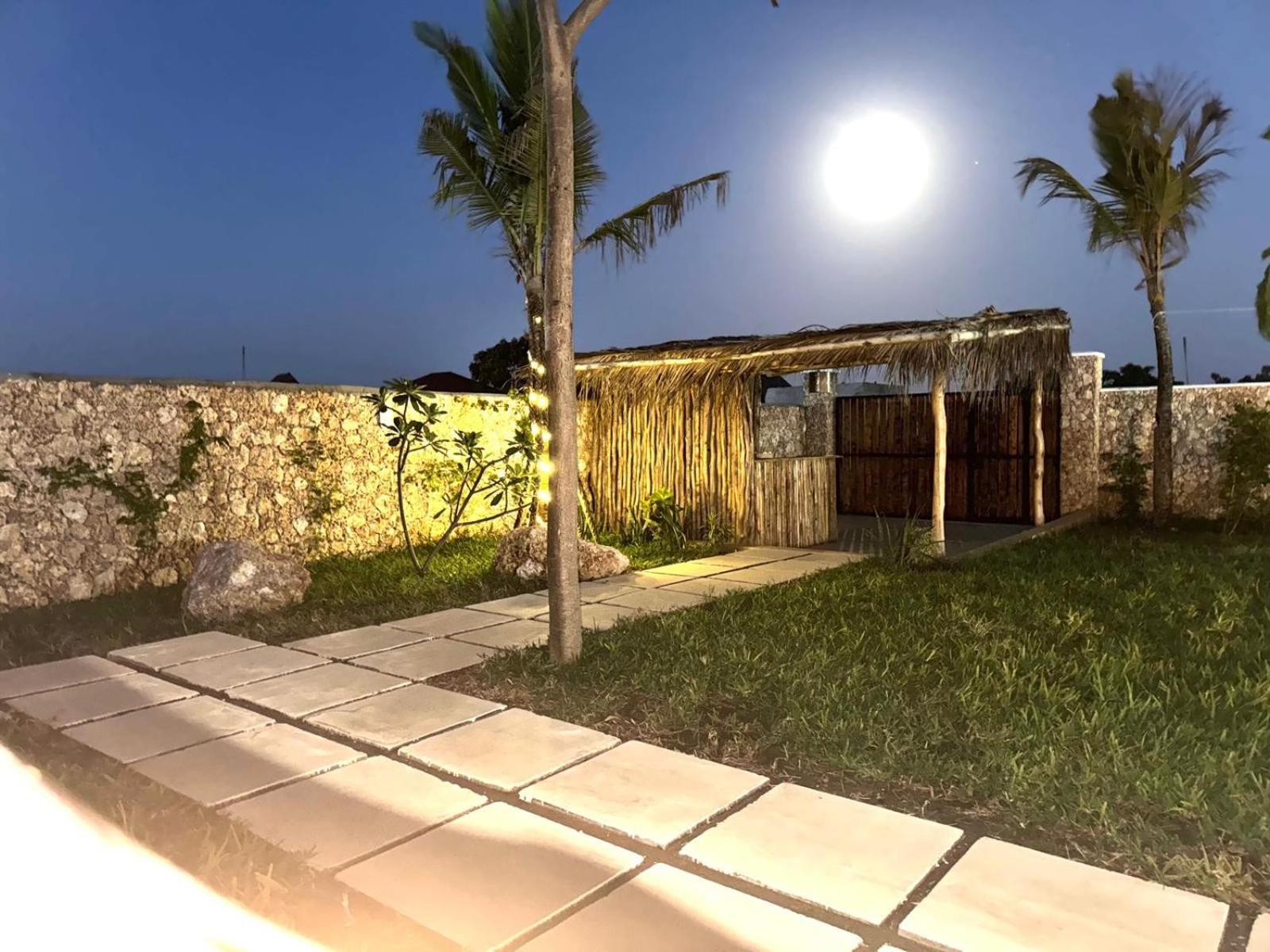 Tatu Inn Boutique Hotel Watamu Exterior photo